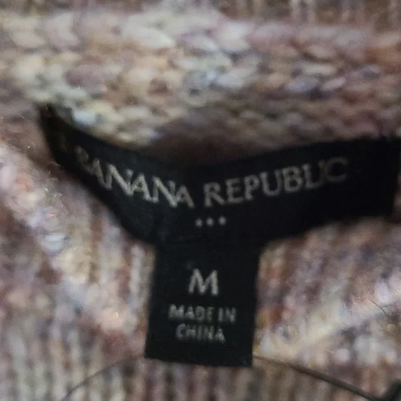 Banana Republic Sweater NWT - Picture 5 of 9